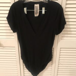 Free people WORN ONCE black knit v neck bodysuit